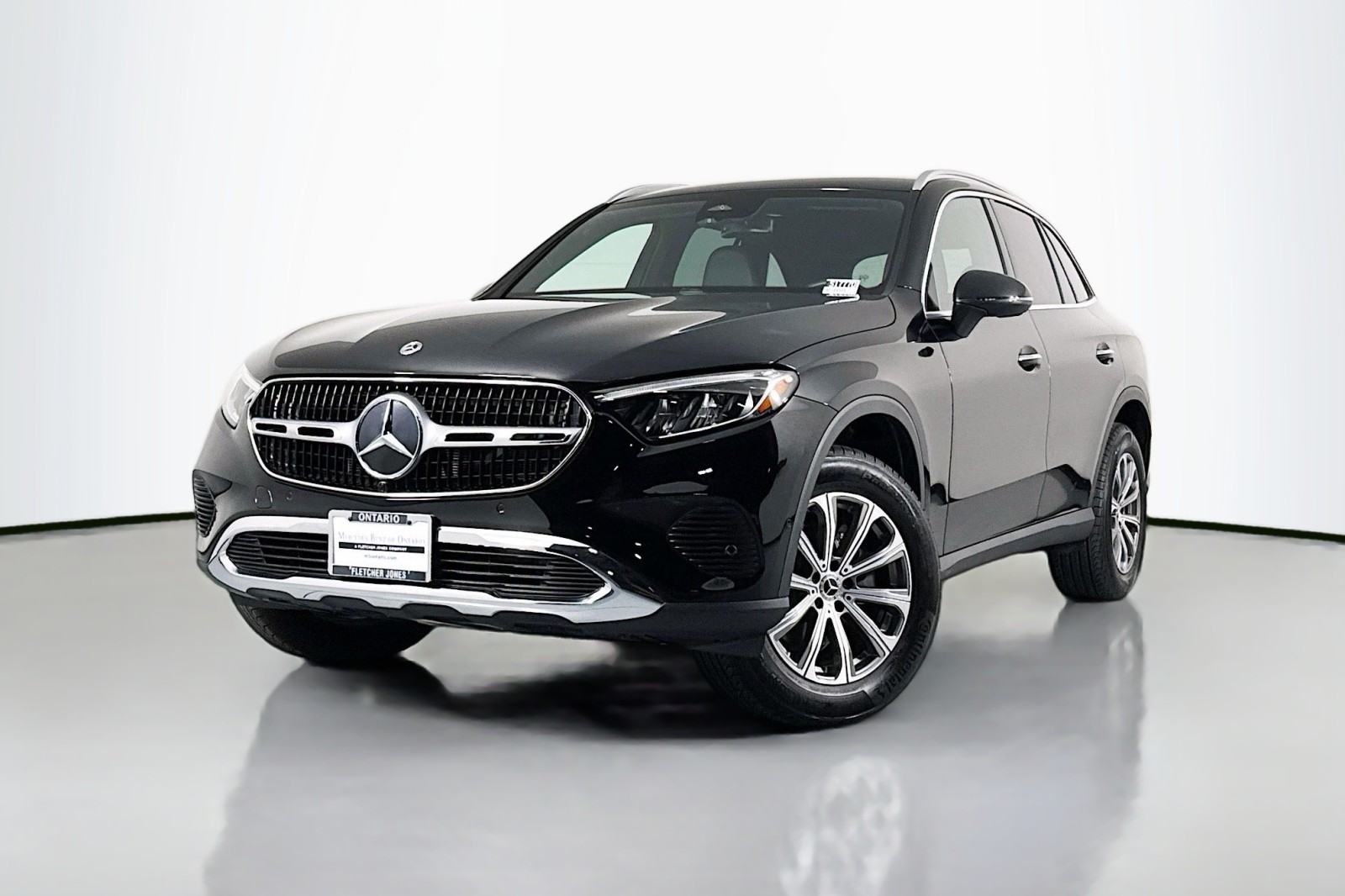 2025 Mercedes-Benz GLC Base's photo
