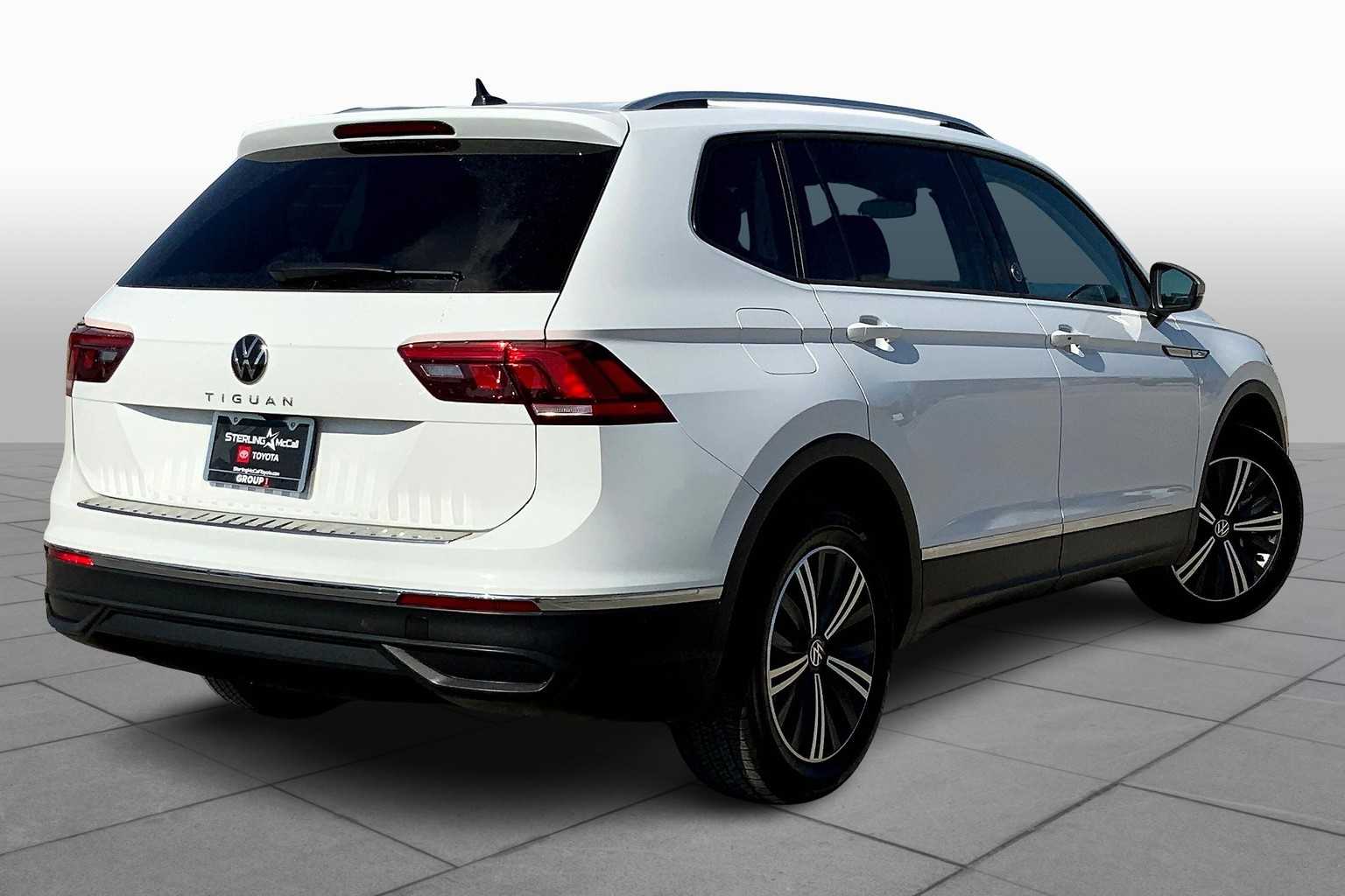 2024 Volkswagen Tiguan Wolfsburg Edition photo 11