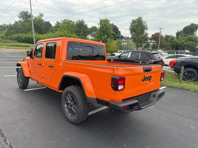 2025 Jeep Gladiator Sport S photo 5