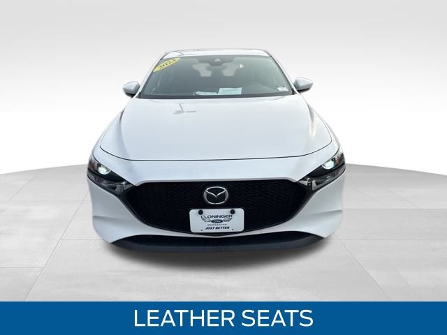 2023 Mazda Mazda3 2.5 s Preferred photo 2