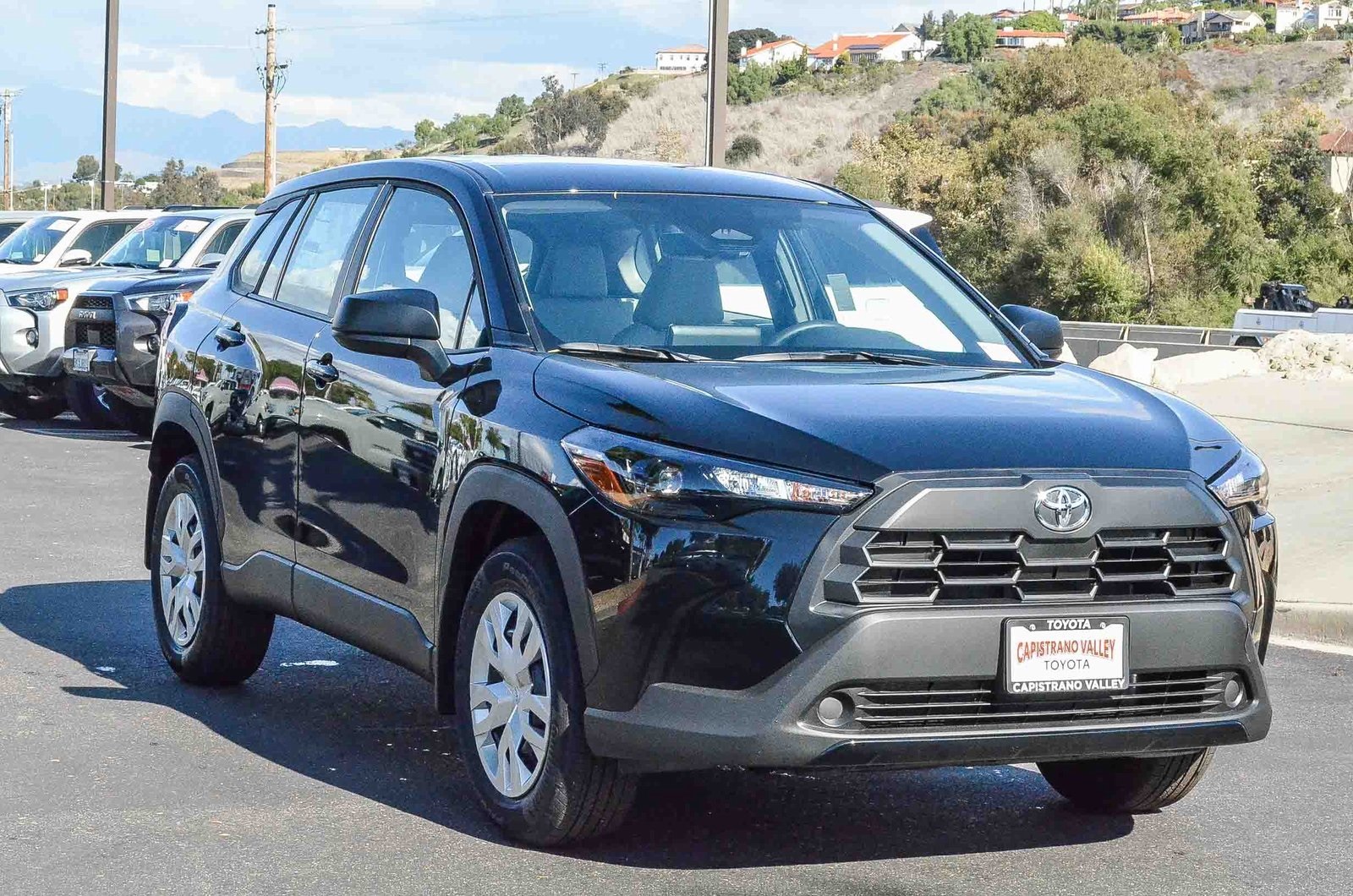 2026 Toyota Corolla Cross L photo 2