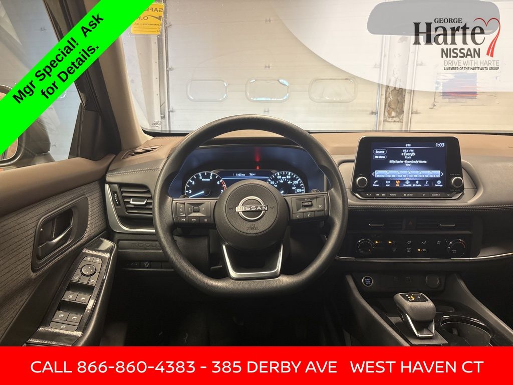 2023 Nissan Rogue S photo 14