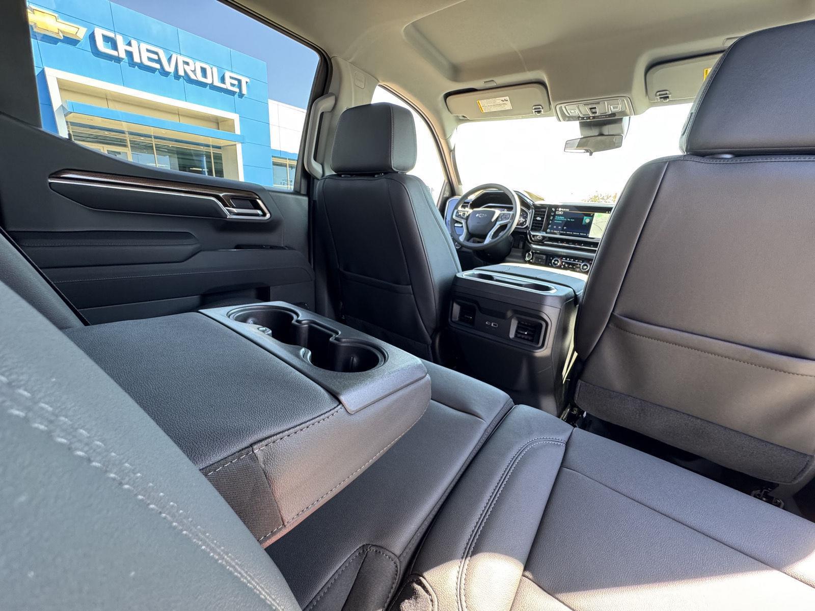 2026 Chevrolet Silverado 1500 LT Trail Boss photo 4