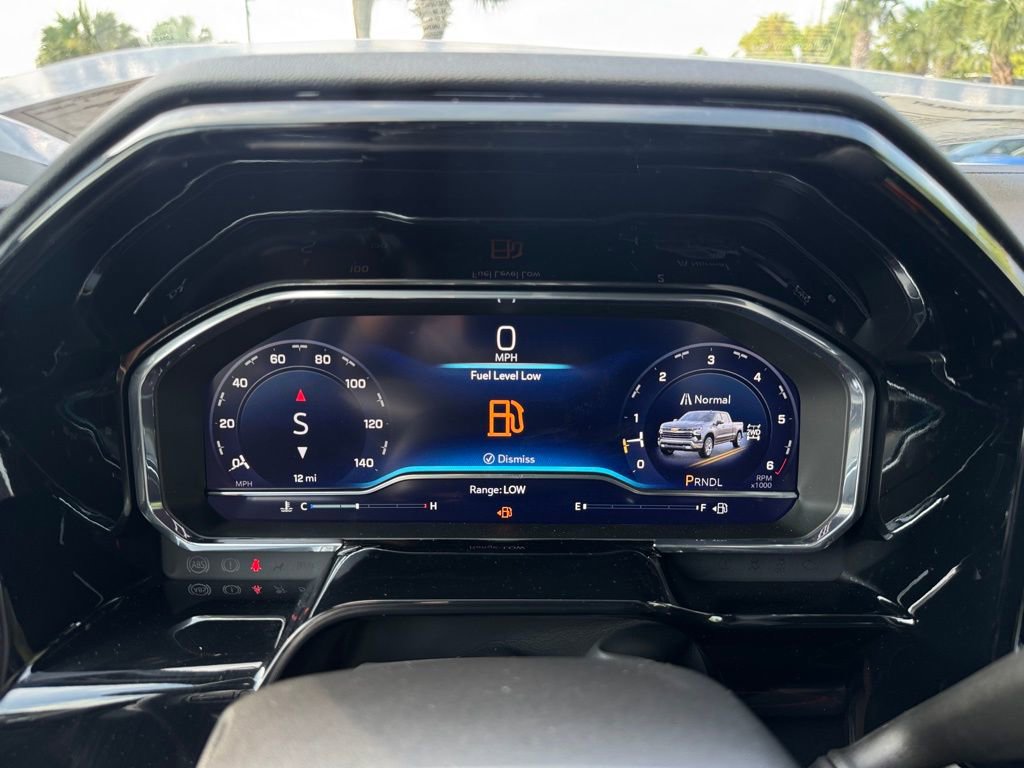 2025 Chevrolet Silverado 1500 RST photo 12