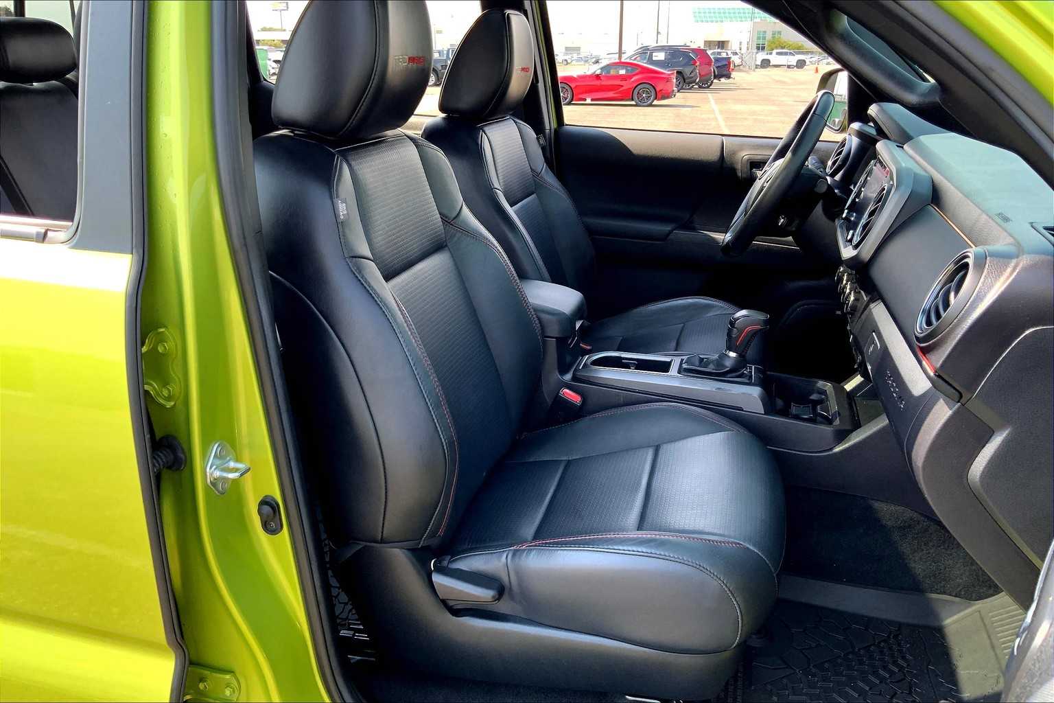 2022 Toyota Tacoma TRD Pro photo 8
