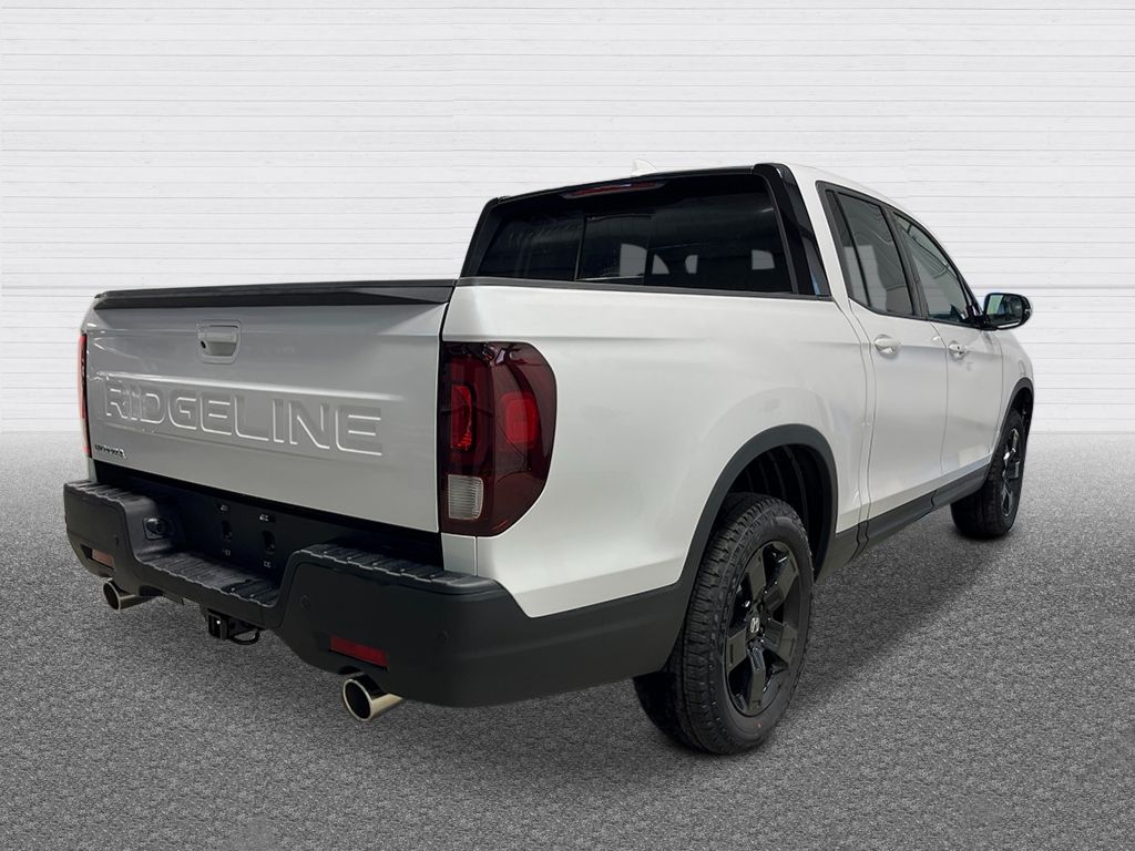 2025 Honda Ridgeline Black Edition photo 5