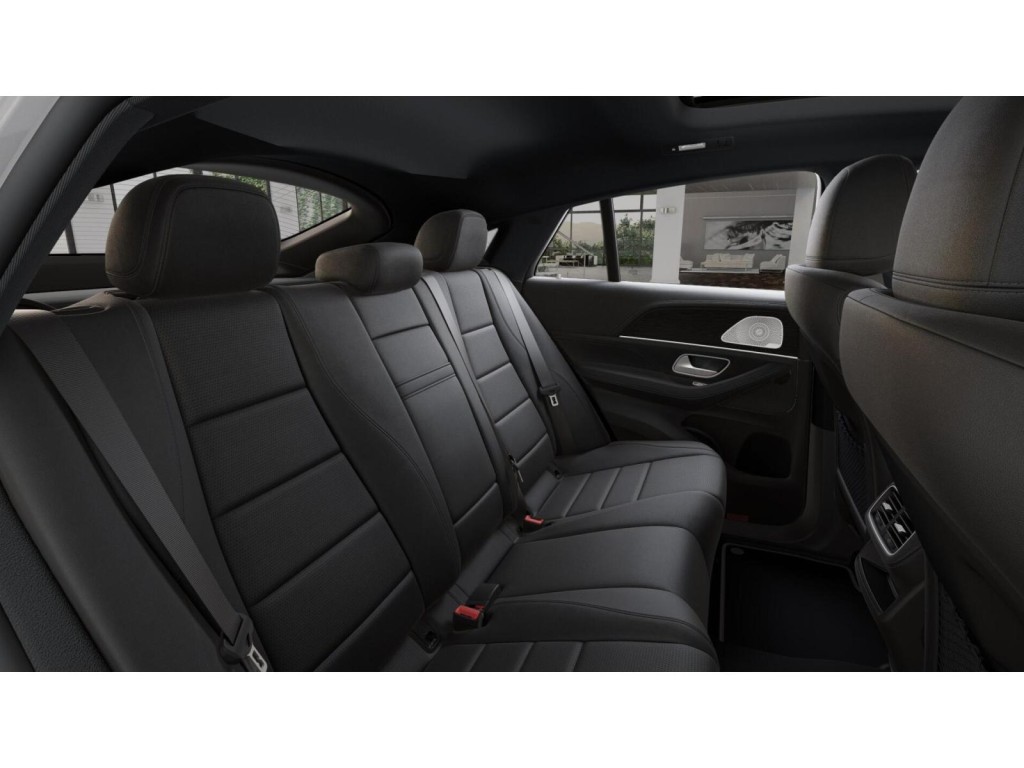 2026 Mercedes Benz GLE 450 4MATIC photo 4