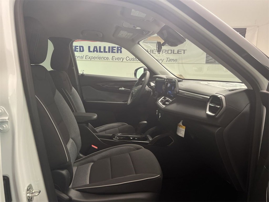 2026 Chevrolet Trailblazer LS photo 23