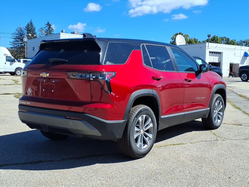 2026 Chevrolet Equinox LT photo 2