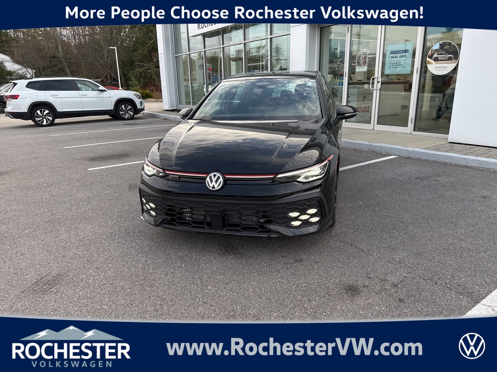 2026 Volkswagen Golf GTI SE's photo