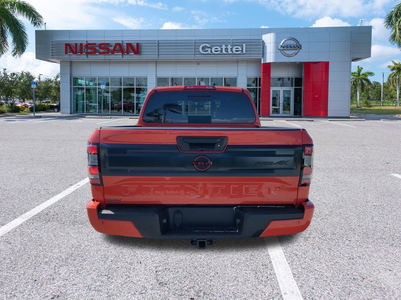 2025 Nissan Frontier PRO-4X photo 4