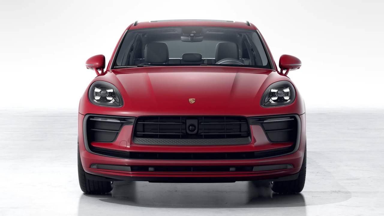 2026 Porsche Macan T photo 9