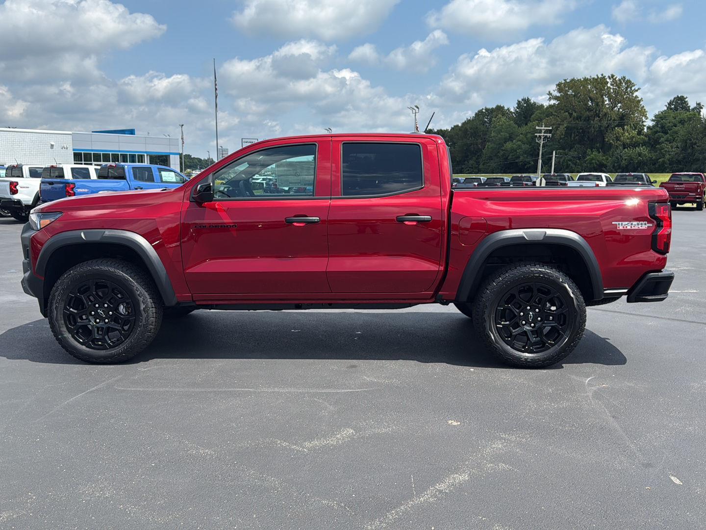 2026 Chevrolet Colorado Trail Boss photo 3