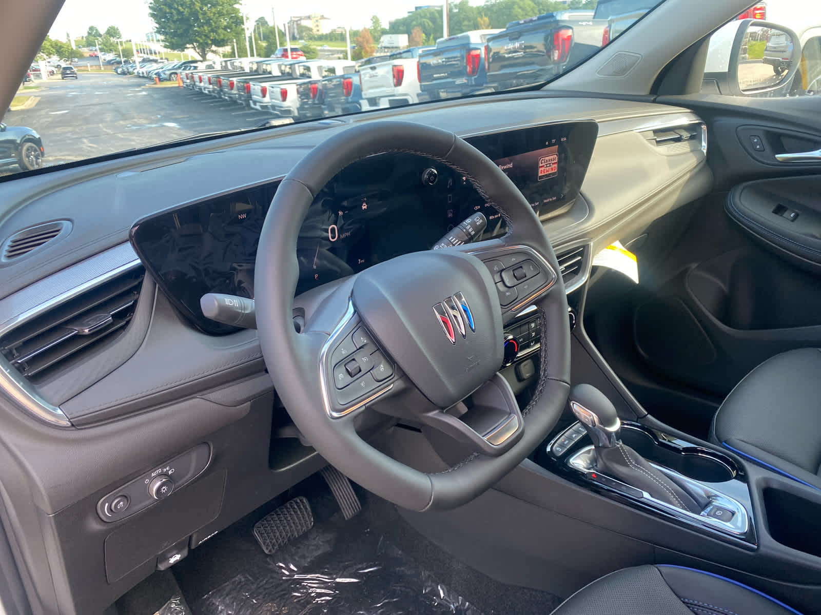 2026 Buick Encore GX Sport Touring photo 12