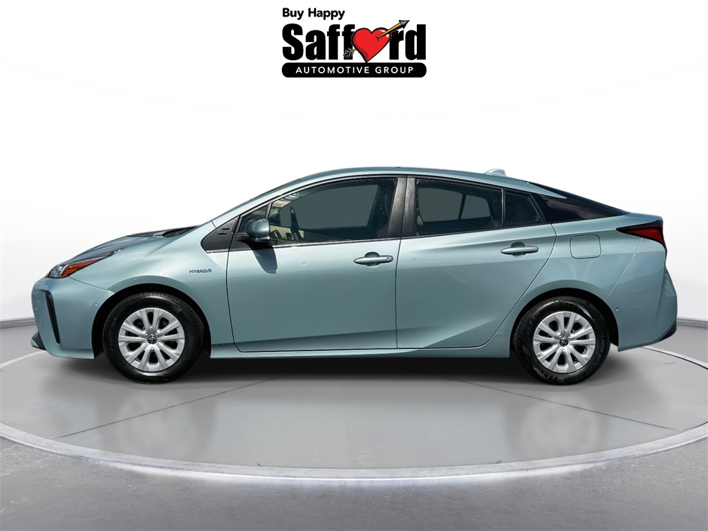 2021 Toyota Prius LE photo 5