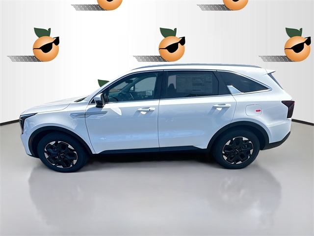 2025 Kia Sorento S photo 4