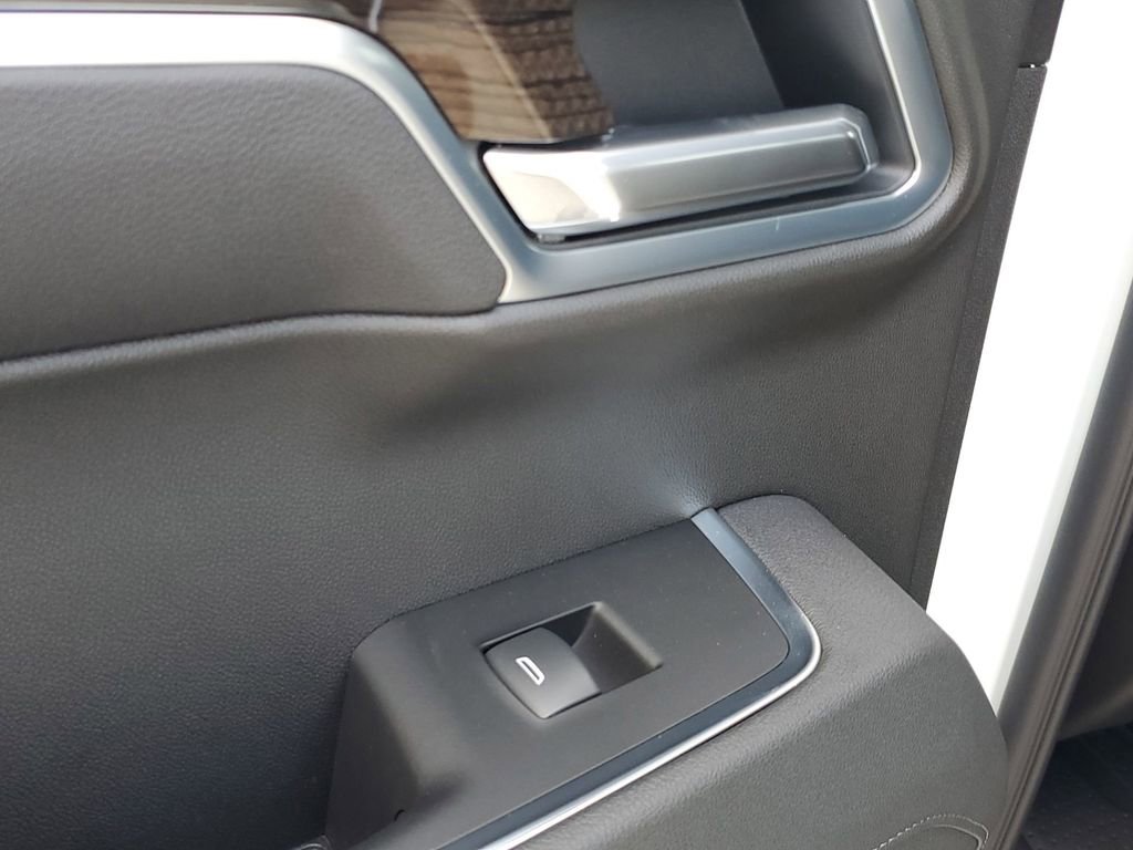 2025 Chevrolet Silverado 1500 RST photo 40