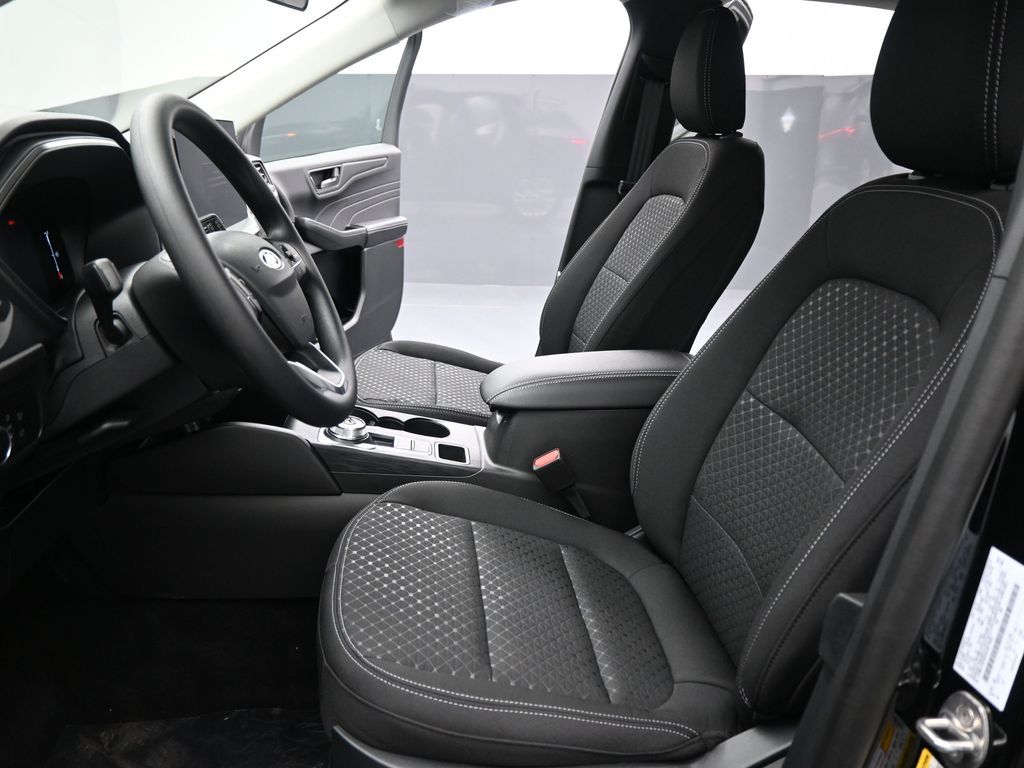 2025 Ford Escape Active photo 8