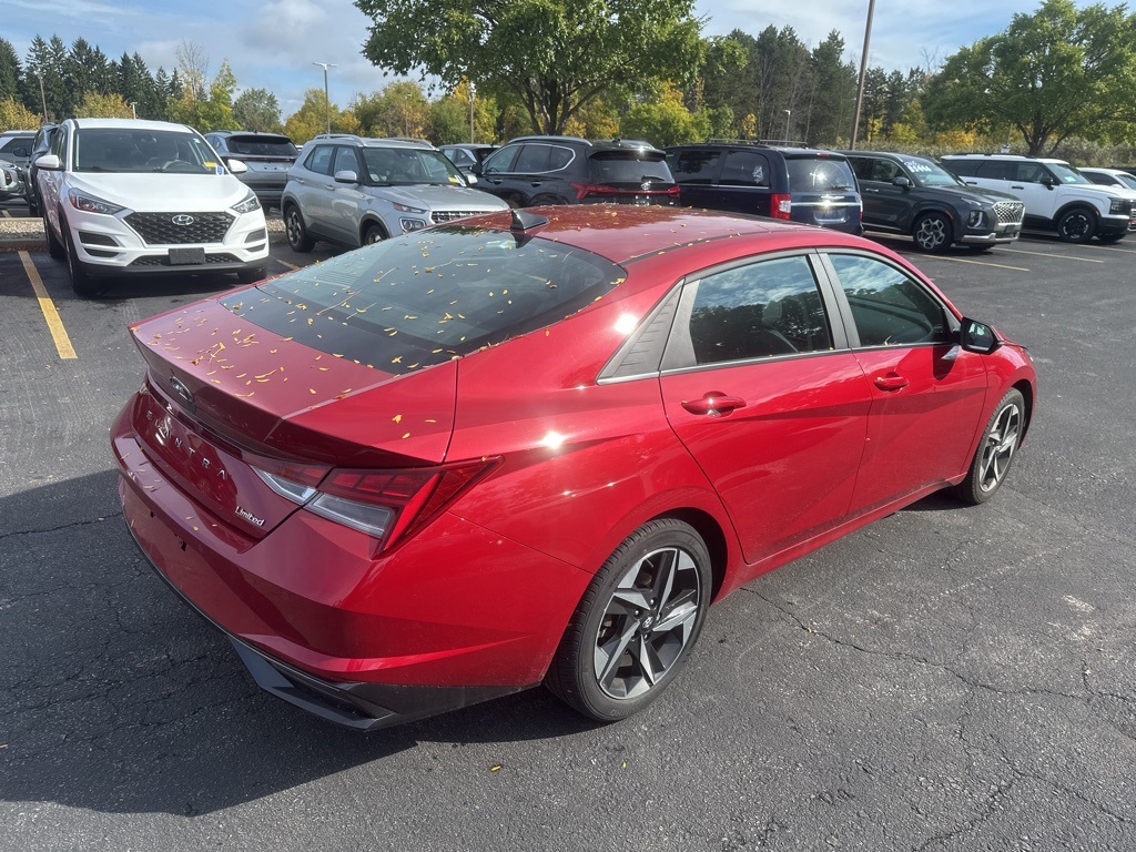 2023 Hyundai Elantra Limited photo 9