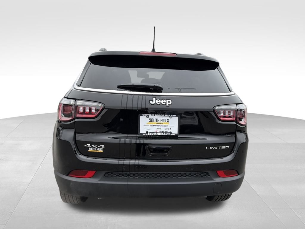 2026 Jeep Compass Limited photo 4