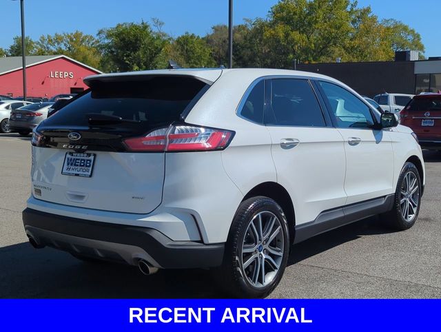 2022 Ford Edge Titanium photo 4