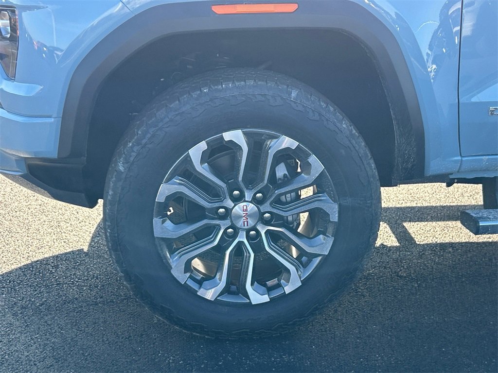 2026 GMC CANYON - Image 10