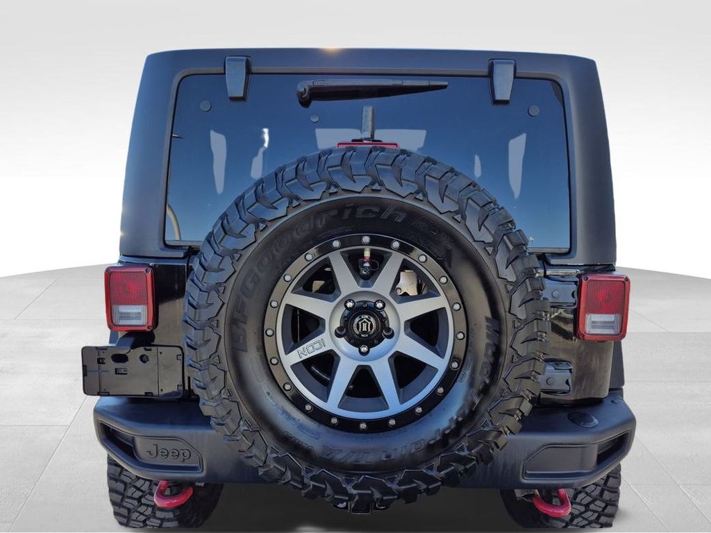 2017 Jeep Wrangler Rubicon photo 4