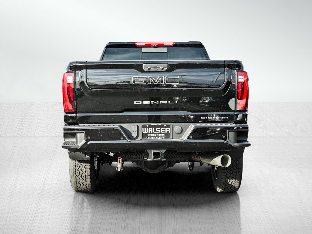 2026 Gmc Sierra 3500 HD Denali photo 4