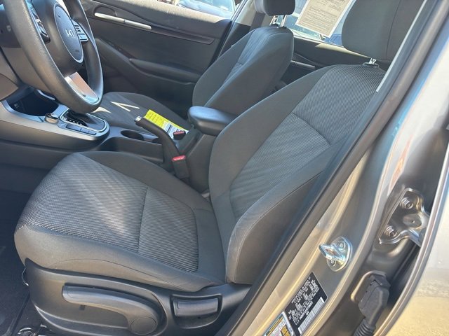 2024 Kia Seltos LX photo 8