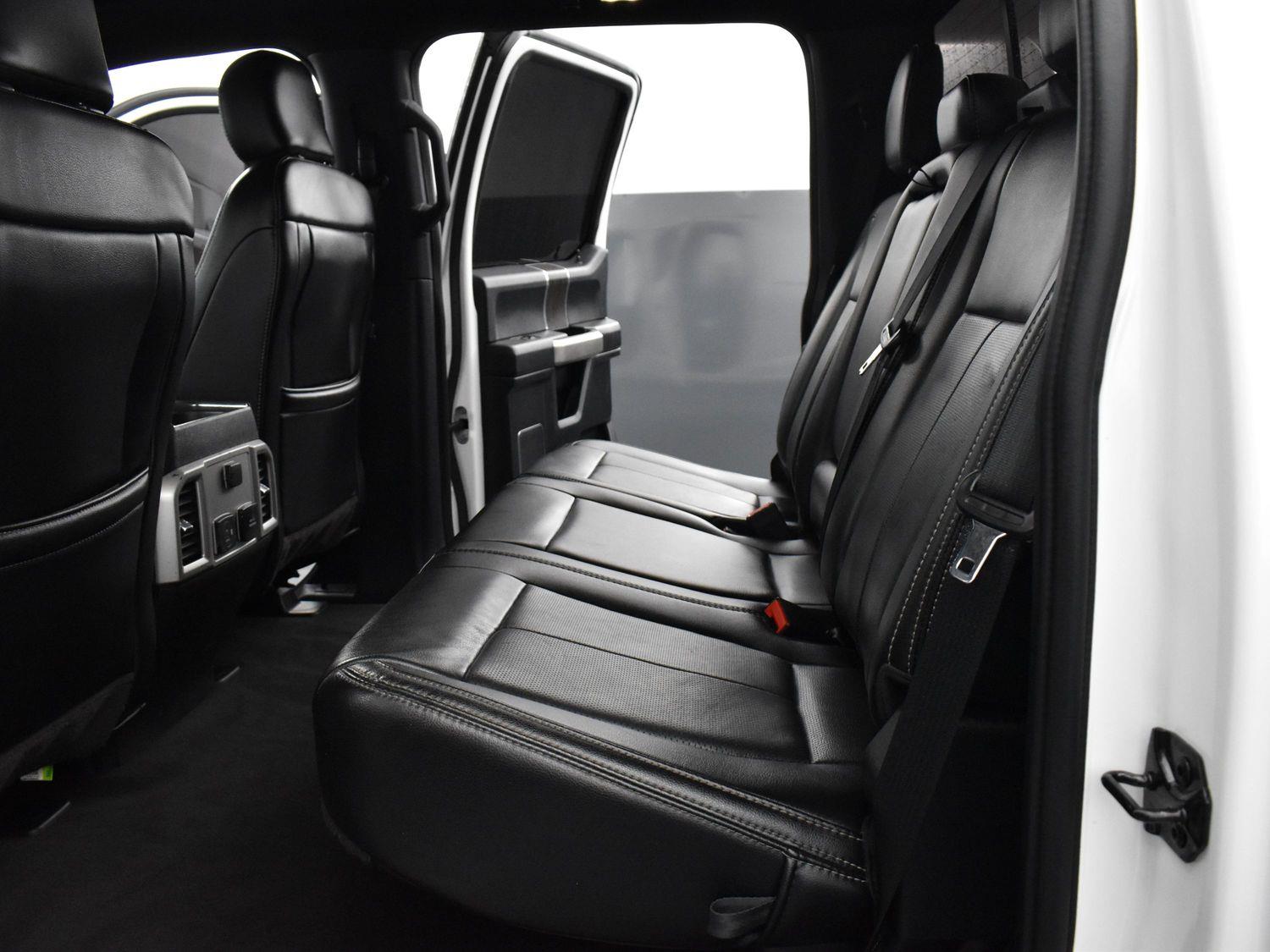 2022 Ford F-250 Platinum photo 25