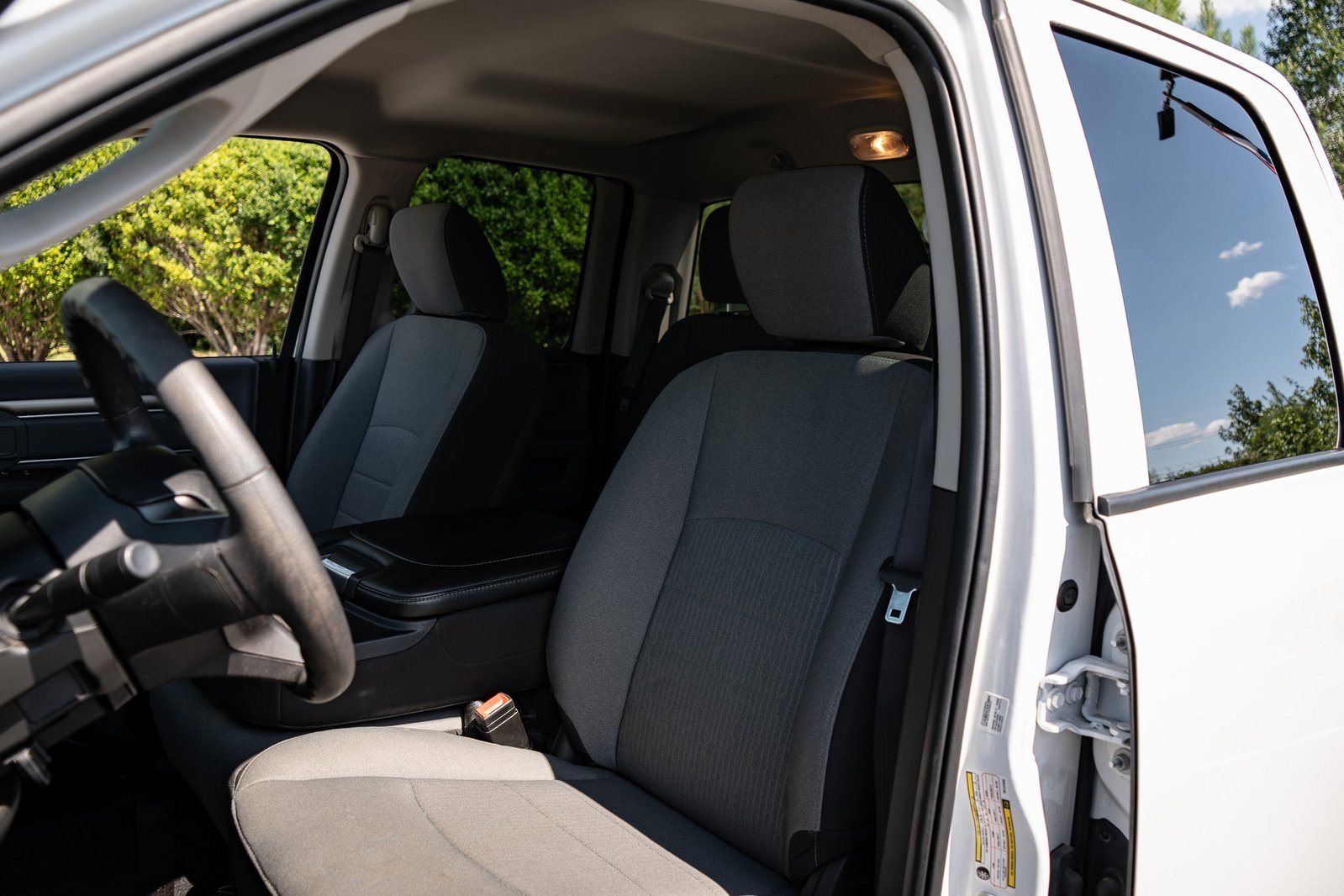 2024 Ram 1500 Classic SLT photo 15
