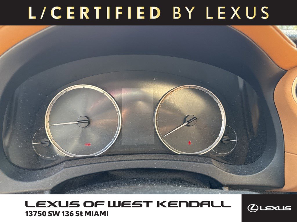 2023 Lexus IS 300's photo