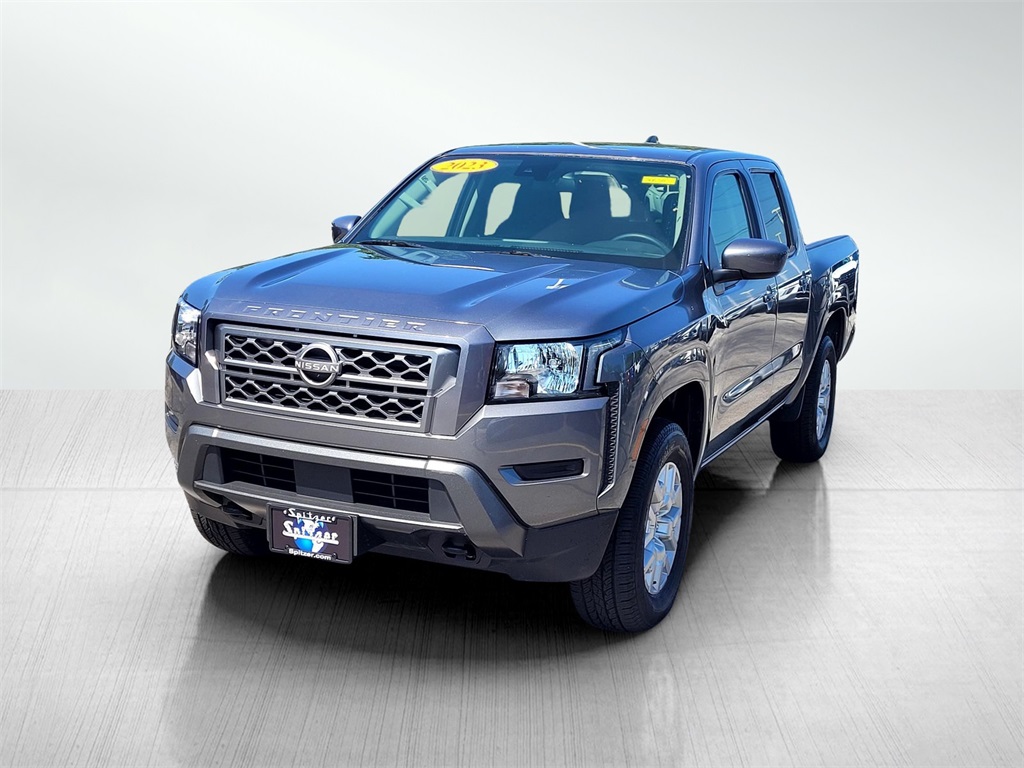 2023 Nissan Frontier SV photo 9