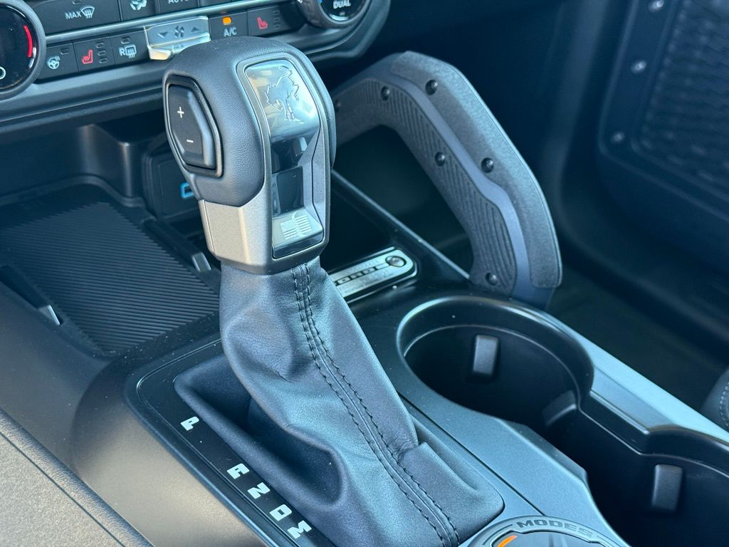 2025 Ford Bronco Badlands photo 12
