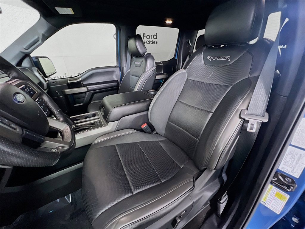 2020 Ford F-150 Raptor photo 24