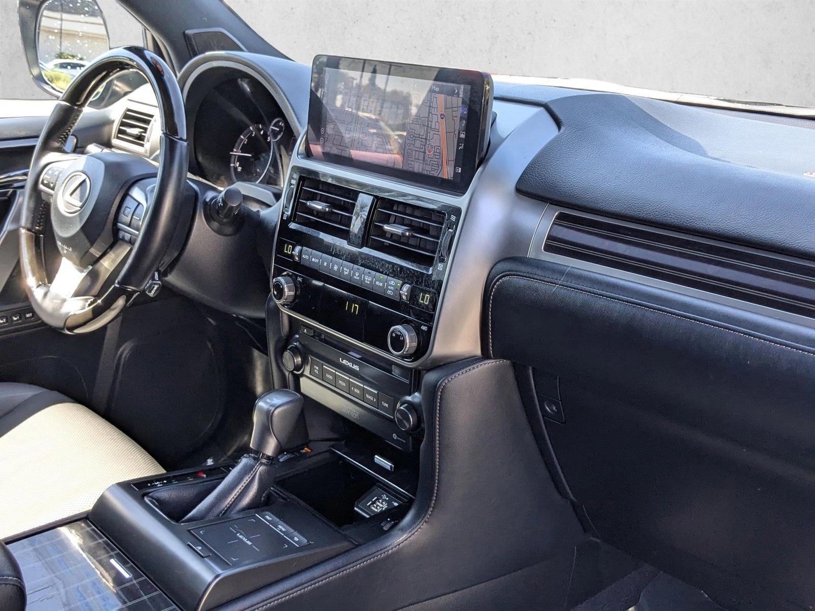 2023 Lexus GX 460 photo 19