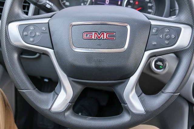 Used 2023 Summit White GMC SLE image 27