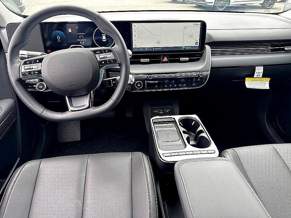 2025 Hyundai Ioniq 5 SEL photo 6