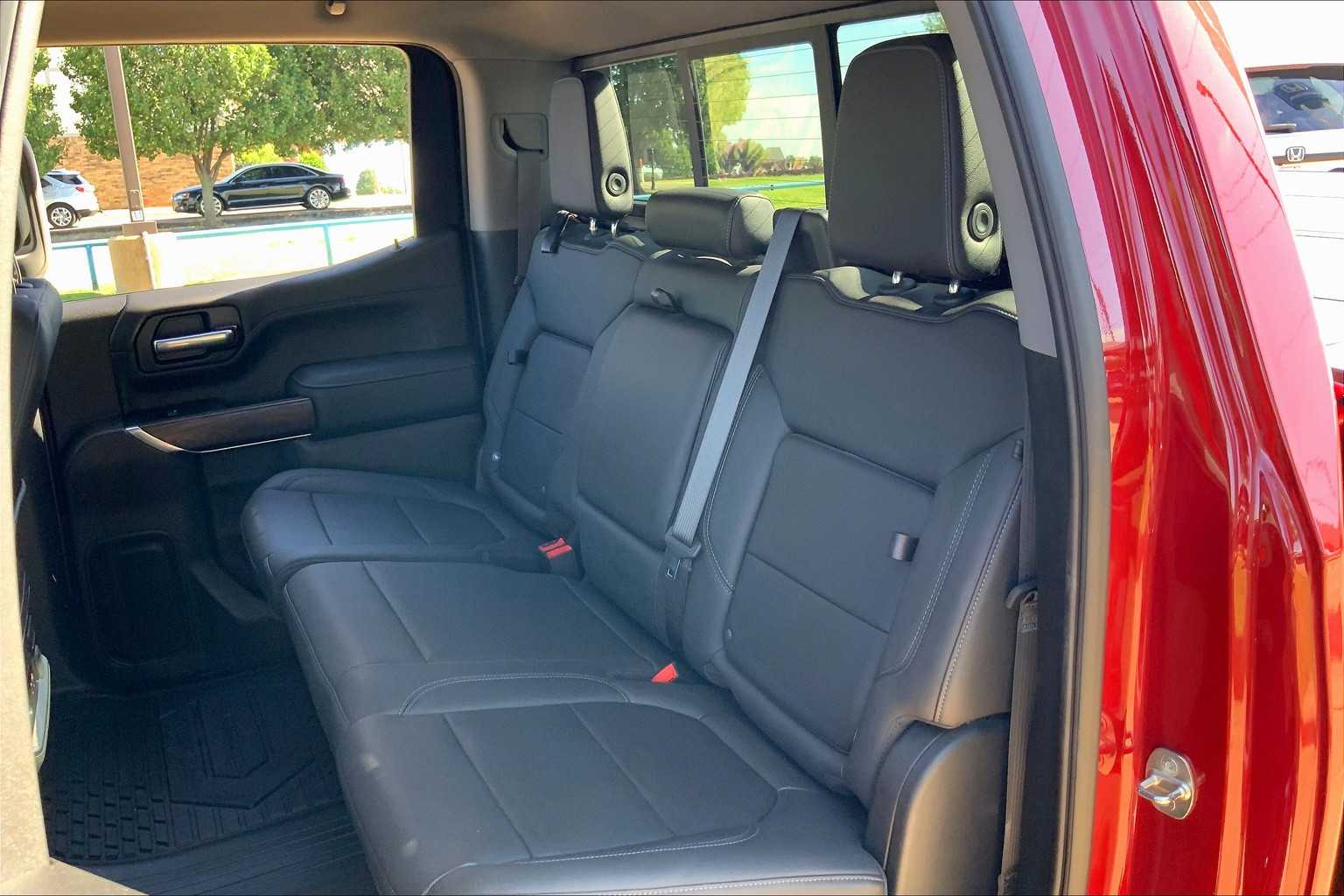 2019 Gmc Sierra 1500 SLT photo 18
