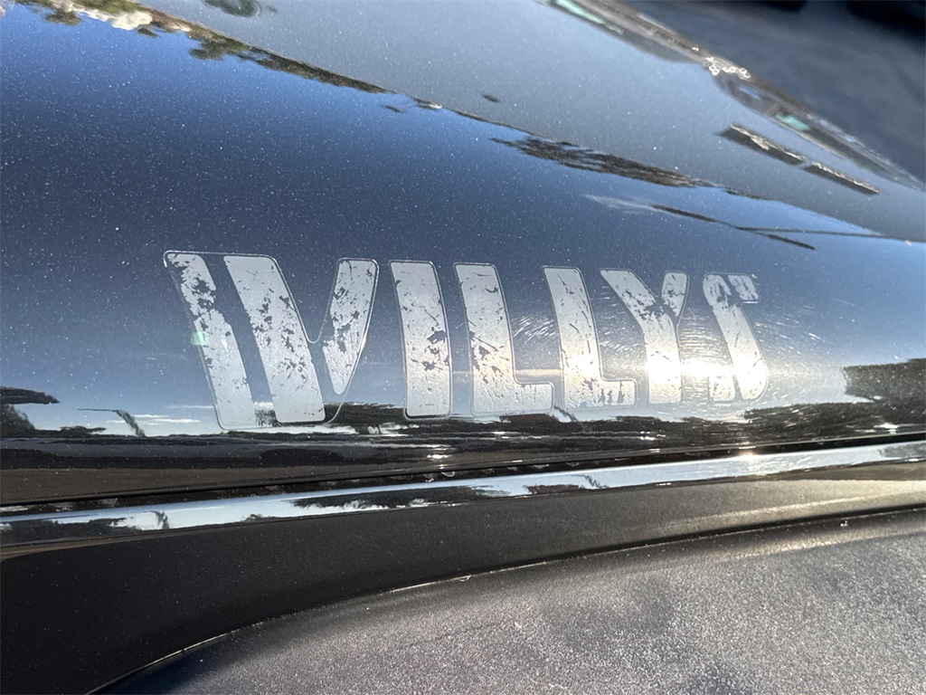 2015 Jeep Wrangler Willys Wheeler photo 8