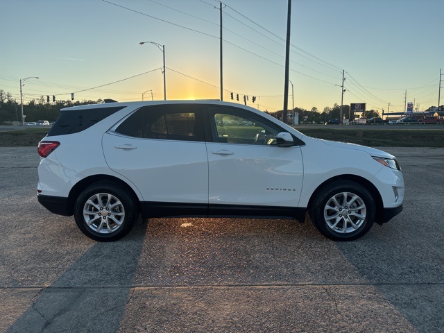 2021 Chevrolet Equinox LT's photo