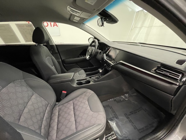 2022 Kia Niro Plug-In Hybrid LXS photo 7