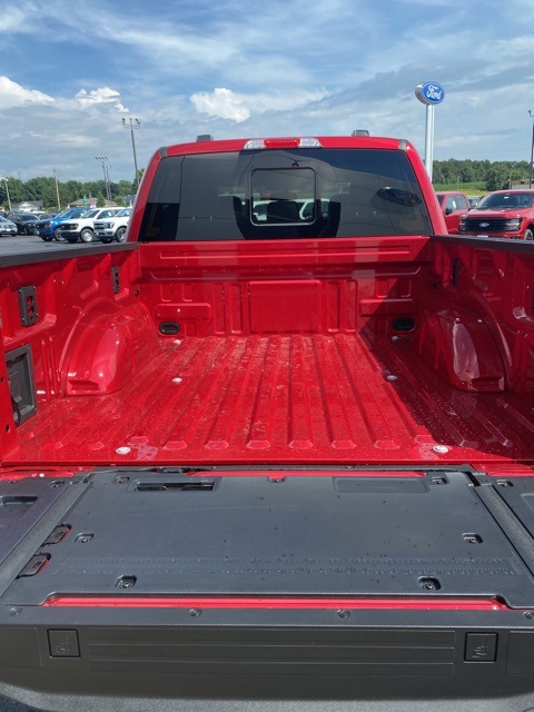 2025 Ford F-150 Lariat photo 8