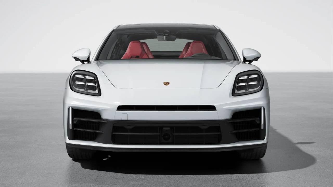 2026 Porsche Panamera 4 photo 8