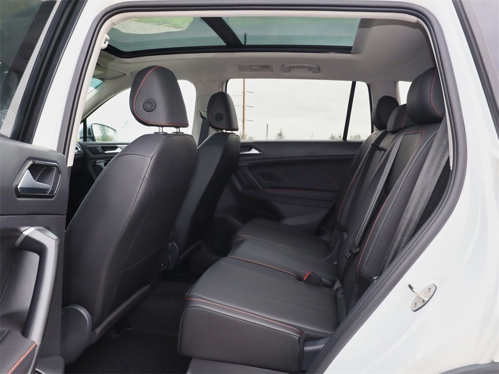 2024 Volkswagen Tiguan Wolfsburg Edition photo 15