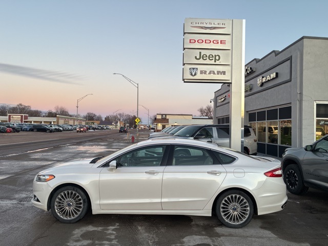 2015 Ford Fusion Titanium's photo