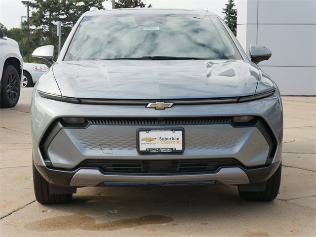 2025 Chevrolet Equinox EV 1LT photo 2