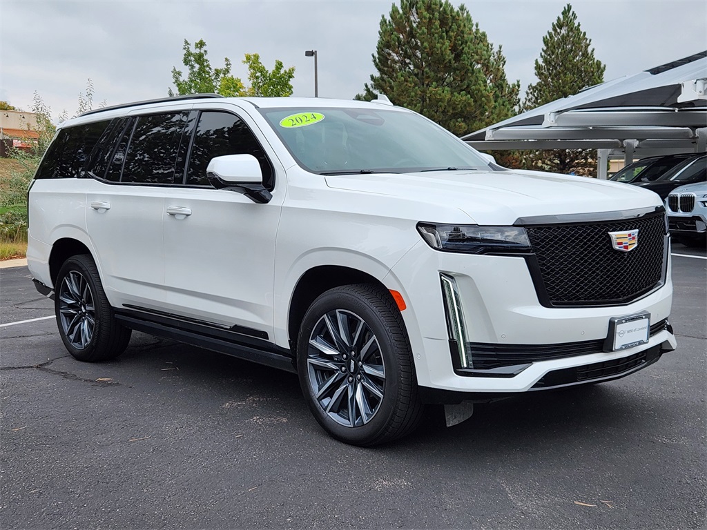 2024 Cadillac Escalade Sport photo 4