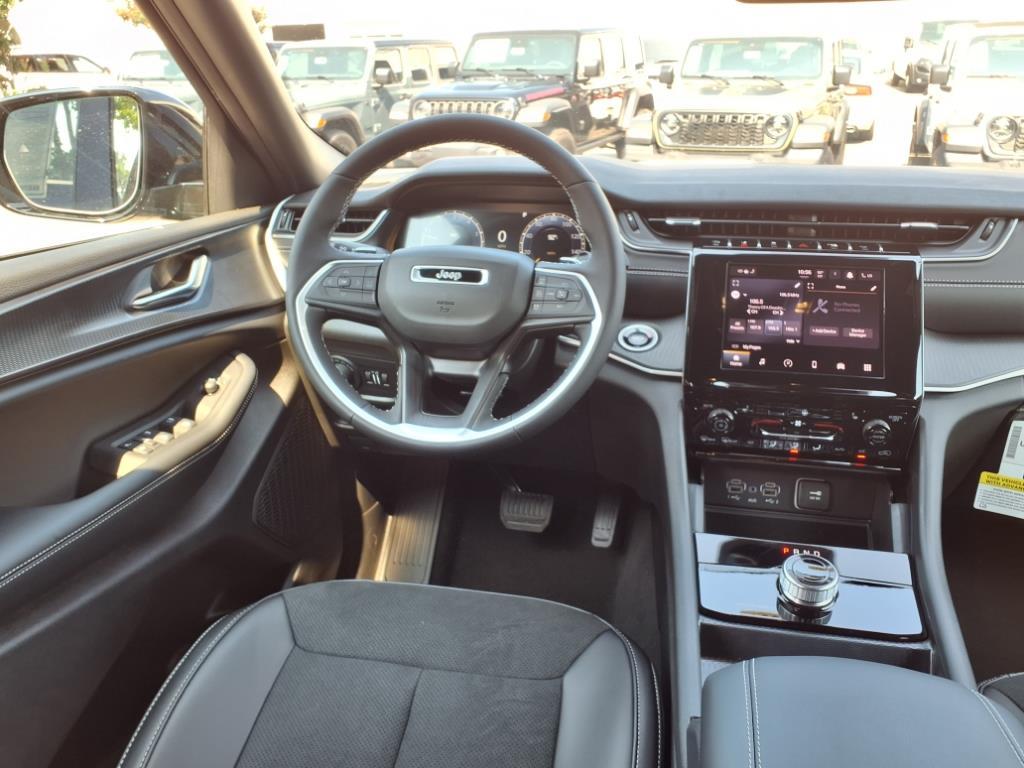 2025 Jeep Grand Cherokee Altitude X photo 24