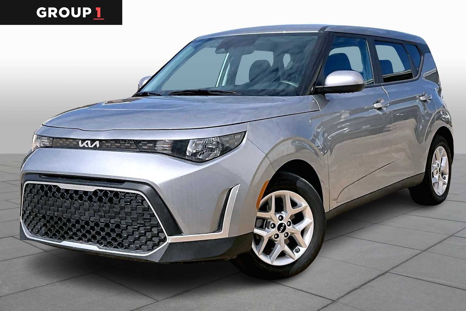 2024 Kia Soul LX's photo